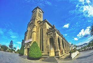 越南芽庄大教堂2.jpg